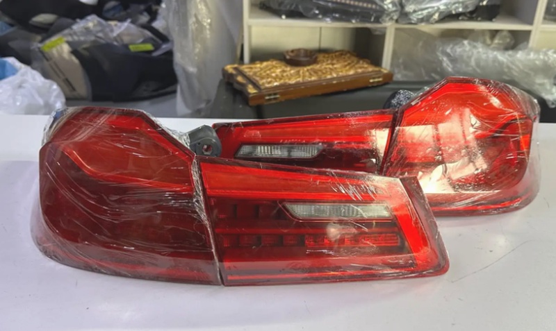 Задний фар на BMW G30 2018